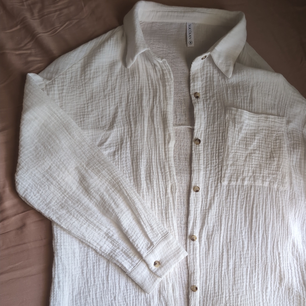 White Button-Up Top - Picture 9 of 11